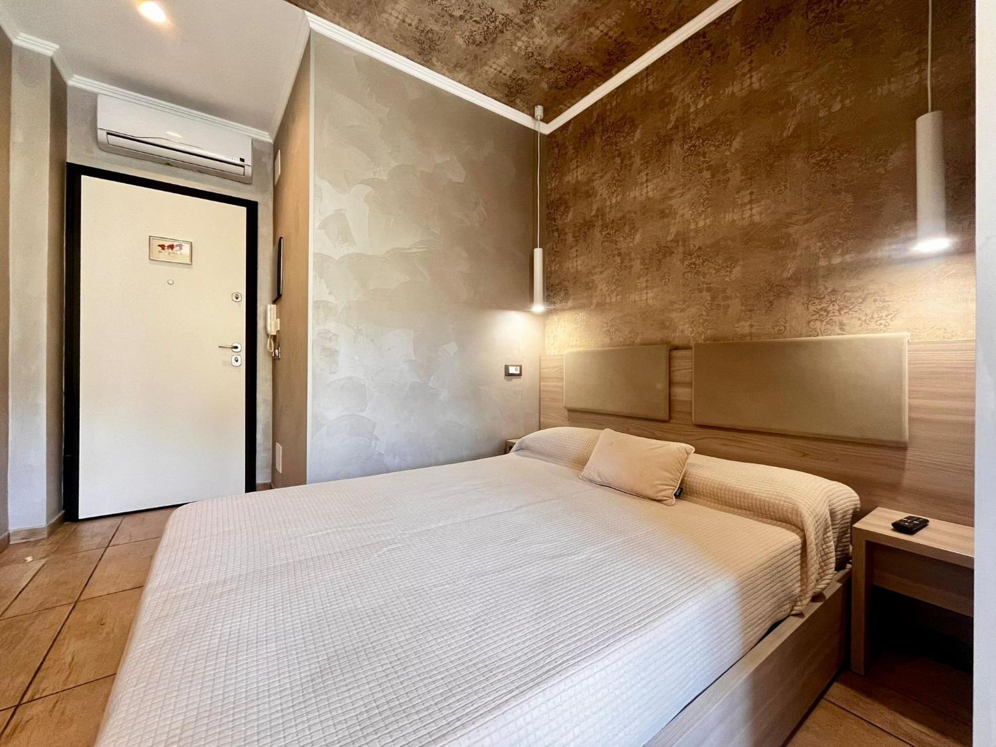 Marilena Hotel Арма ди Таджия Екстериор снимка